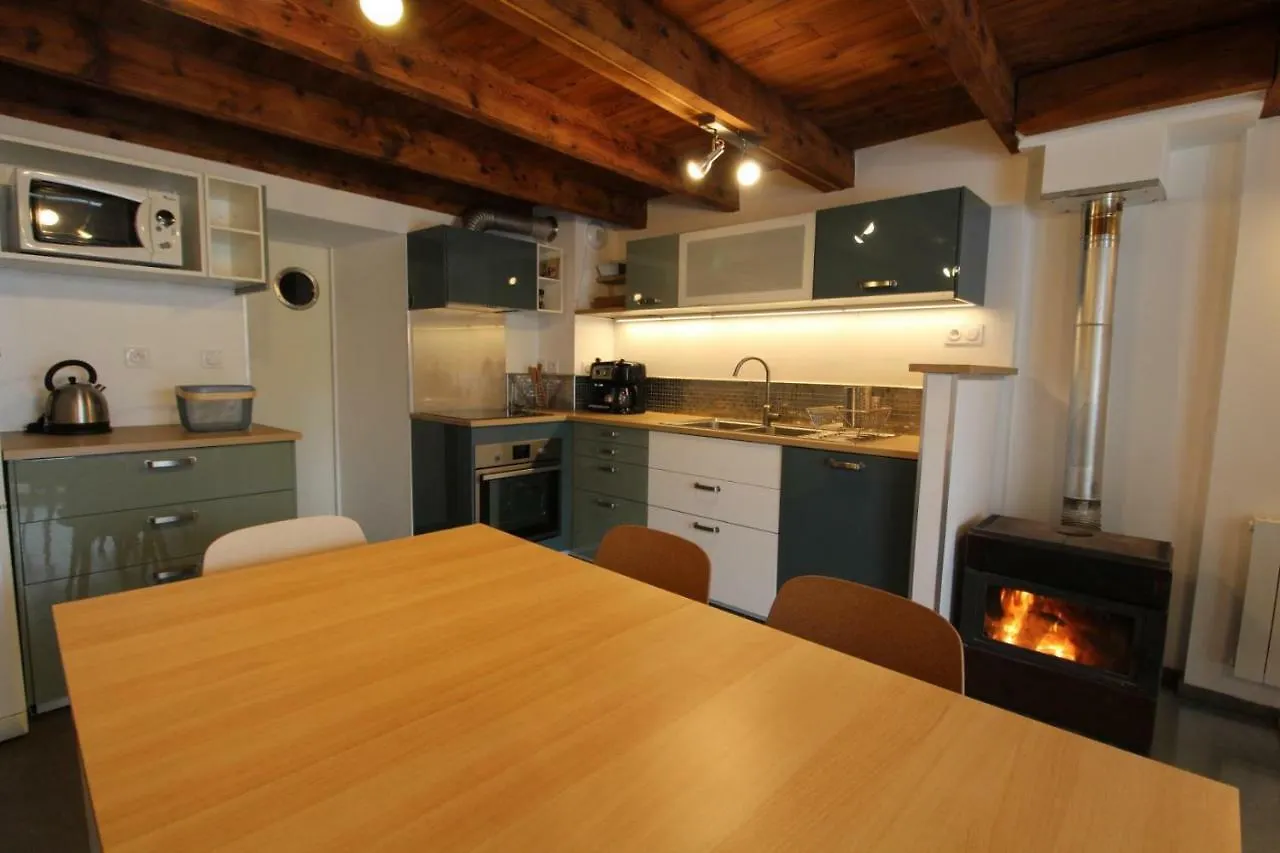 Le Saint Jo' Villa Mauves 0*,
